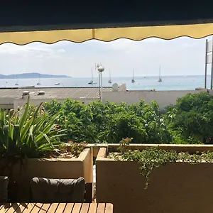 Appartement T2 Dans Résidence Avec Accès Direct à La, Cavalaire-sur-Mer
